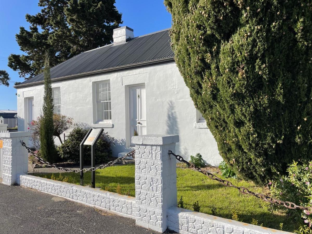Gaol House Cottages Bicheno Extérieur photo